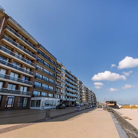 Huswell - Beachfront Apartment In Zeebrugge Dış mekan fotoğraf