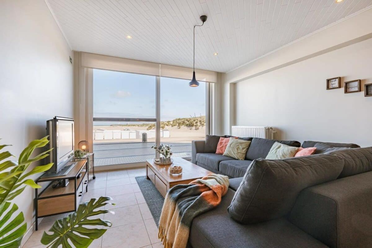 Huswell - Beachfront Apartment In Zeebrugge Dış mekan fotoğraf