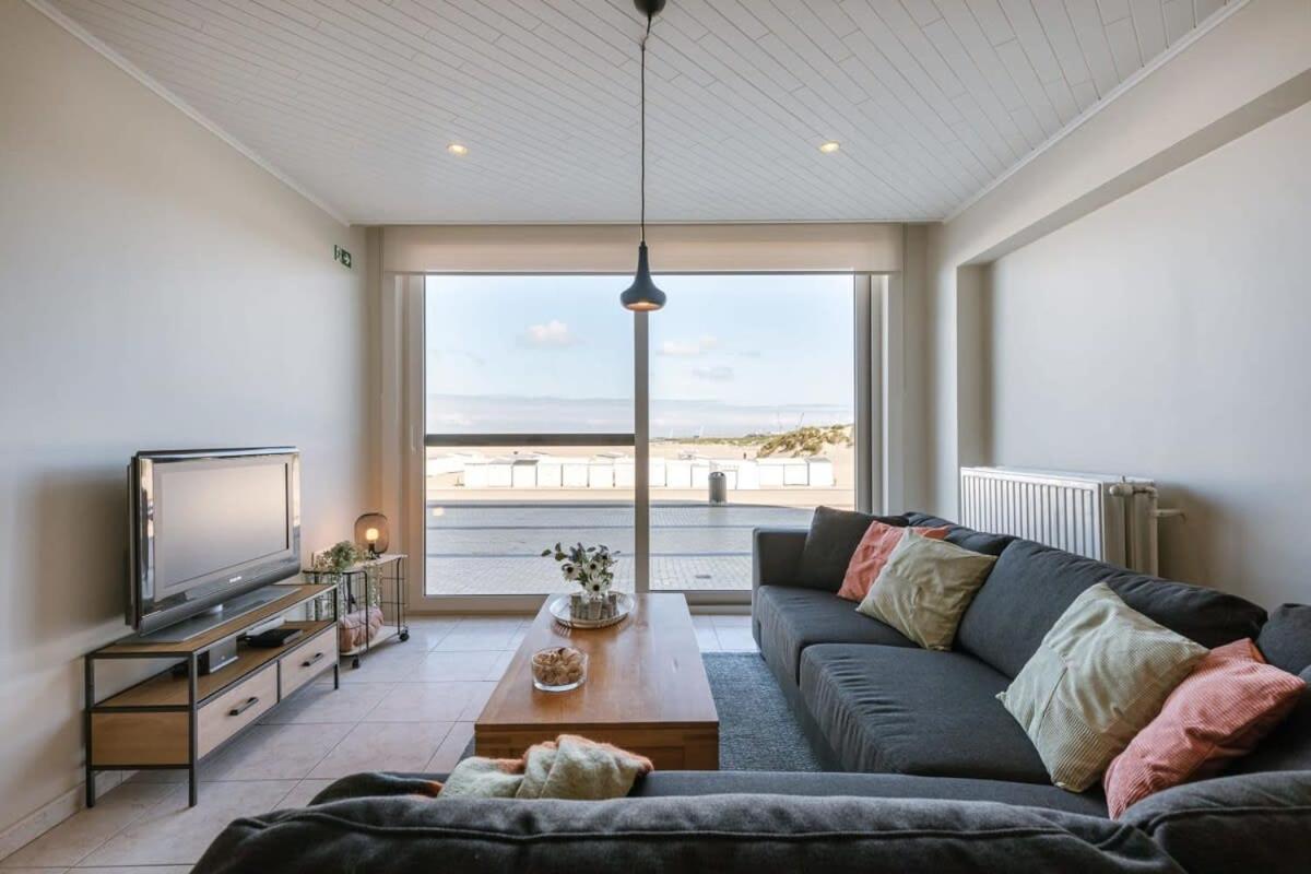 Huswell - Beachfront Apartment In Zeebrugge Dış mekan fotoğraf